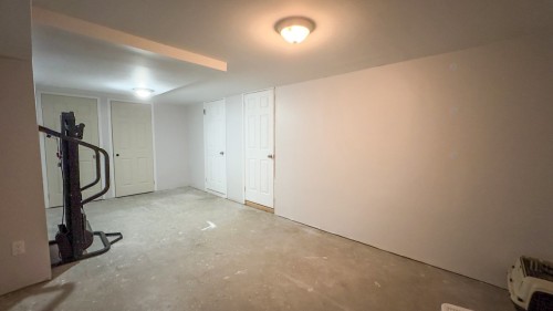 Salle familiale - 39 Ch. Avoca, Grenville-Sur-La-Rouge, QC 