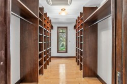Closet - 