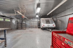 Garage - 