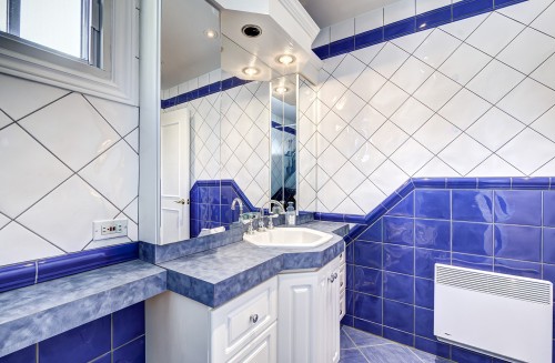 Salle de bains - 74 Rue Chatillon, Dollard-Des-Ormeaux, QC 