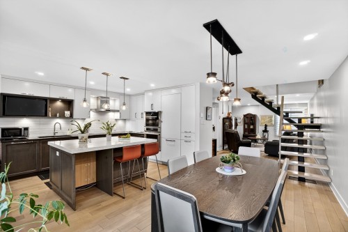 136-560 Rue St-Laurent O.  Longueuil (Le Vieux-Longueuil), QC J4H 3X3