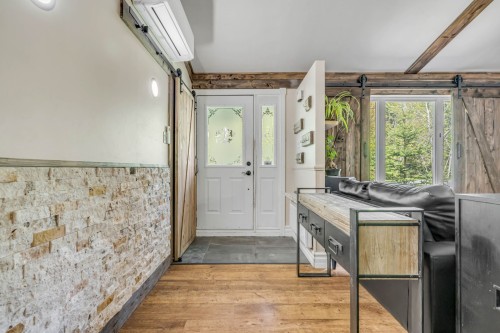 Hall d'entrée/Vestibule - 22 Rue Rivemont, Sainte-Brigitte-De-Laval, QC 