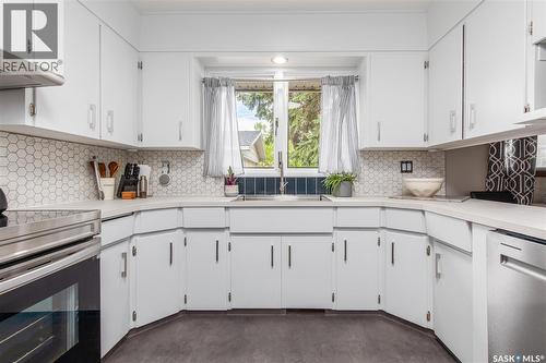 1301 Queen Crescent, Moose Jaw, SK 