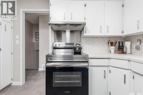 1301 Queen Crescent, Moose Jaw, SK 