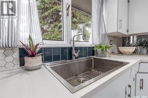1301 Queen Crescent, Moose Jaw, SK 