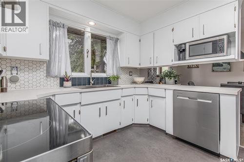 1301 Queen Crescent, Moose Jaw, SK 