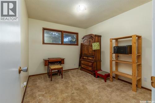 1301 Queen Crescent, Moose Jaw, SK 