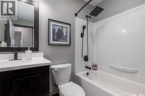 1301 Queen Crescent, Moose Jaw, SK 