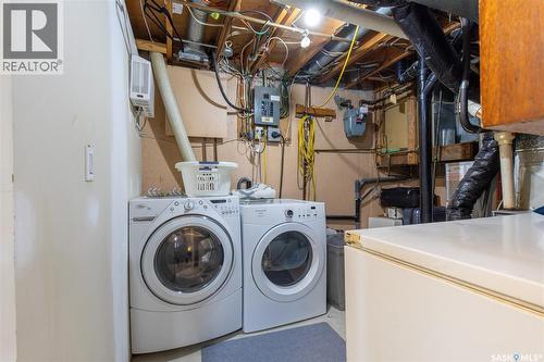 1301 Queen Crescent, Moose Jaw, SK 