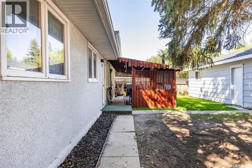 1301 Queen Crescent, Moose Jaw, SK 