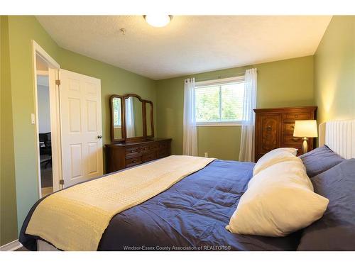 3994 Maple Leaf, Windsor, ON 