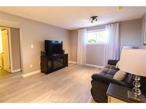 3994 Maple Leaf, Windsor, ON 