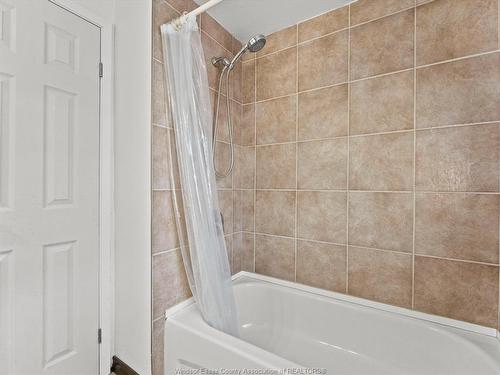 22 Taylor Avenue, Chatham, ON 