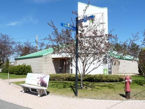 400 Central Avenue, Fort Frances, ON 