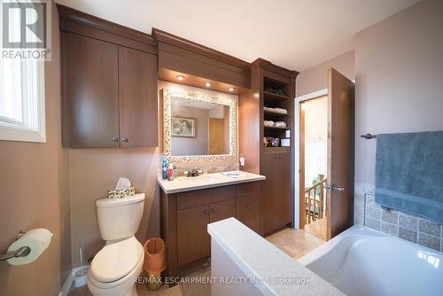 176 Kimberly Drive, Hamilton, ON 