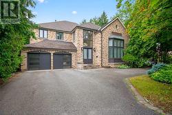 84 TRUMAN ROAD  Toronto, ON M2L 2L6