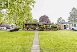 15 CUMBERLAND CRESCENT  London North, ON N5X 1B7