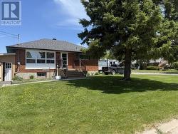 8 Mayfair AVE Sault Ste. Marie, ON P6C 3B9