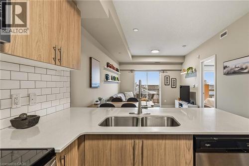 16 Markle Crescent Unit# 413, Hamilton, ON 