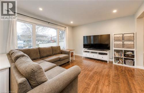 382 Cyrus Street, Cambridge, ON 