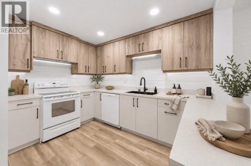 1915 Pacific Court Unit# 104  Kelowna, BC V1Y 8B3