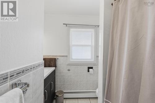 Bathroom - 2897 Highway 331, Pentz, NS 