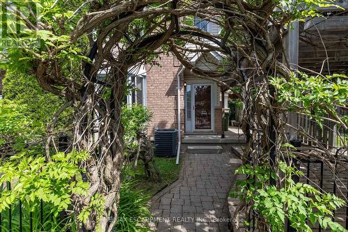 41 Valridge Drive, Hamilton, ON 