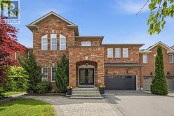127 PENNDUTCH CIRCLE Whitchurch-Stouffville, ON L4A 0N9