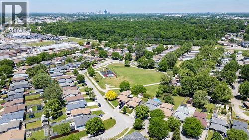 3994 Maple Leaf, Windsor, ON 