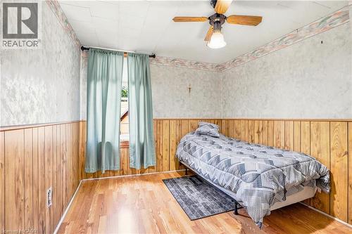 22 Cheever Street, Hamilton, ON - Indoor Photo Showing Bedroom