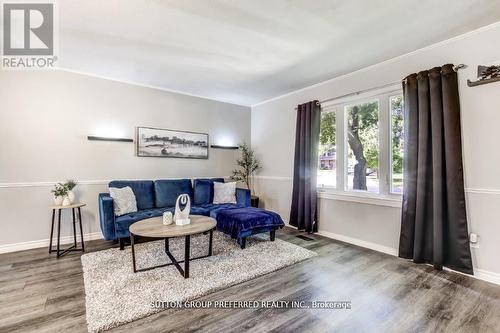 10 Berkshire Court, London South (South N), ON 