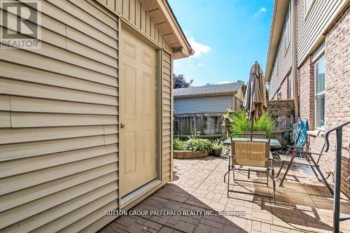 10 Berkshire Court, London South (South N), ON 