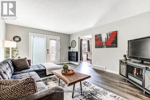 10 Berkshire Court, London South (South N), ON 