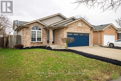 8205 HARVEST CRESCENT  Niagara Falls (Ascot), ON L2H 3G4