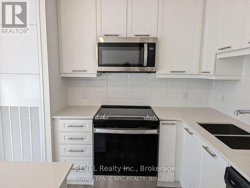 1302 - 385 Winston Road, Grimsby (Grimsby Beach), ON 