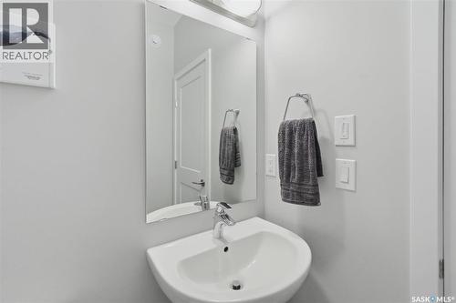 187 Newton Way, Saskatoon, SK 