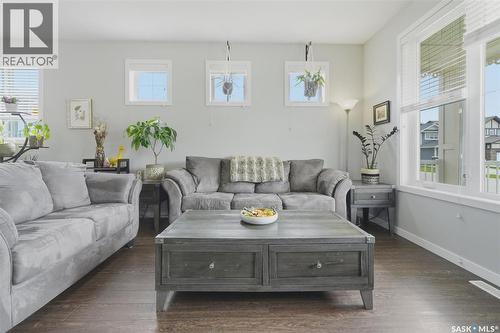 187 Newton Way, Saskatoon, SK 