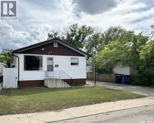 308 7Th Avenue W, Biggar, SK 