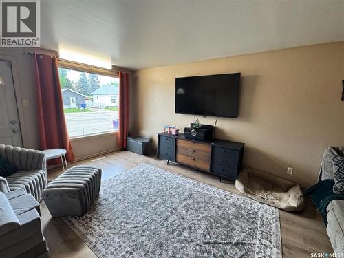 308 7Th Avenue W, Biggar, SK 