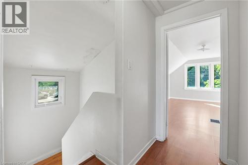 352 Parkside Drive, Waterdown, ON 