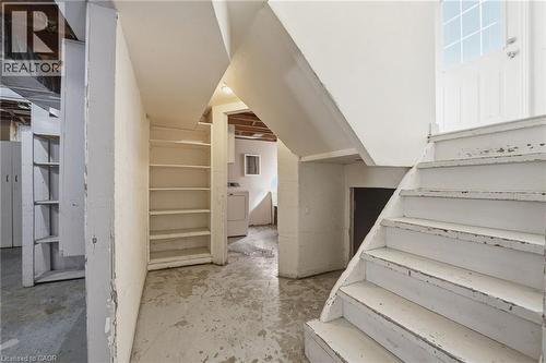 352 Parkside Drive, Waterdown, ON 