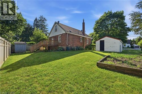 352 Parkside Drive, Waterdown, ON 