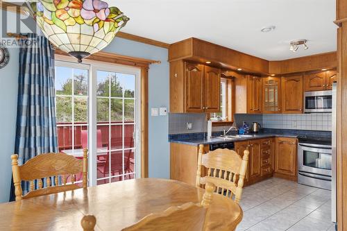 1 Greenwood Street E, Creston South, NL 