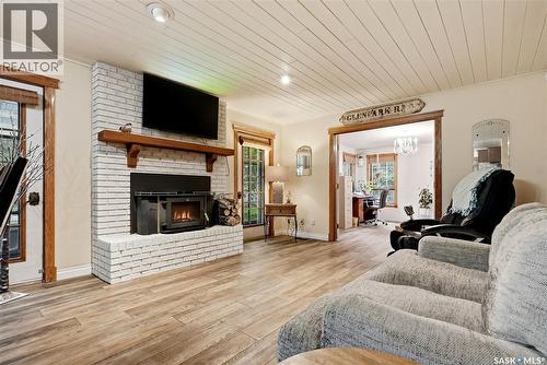 206 Willoughby Crescent, Saskatoon, SK 