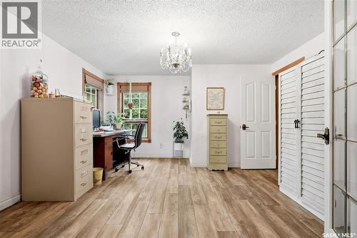 206 Willoughby Crescent, Saskatoon, SK 