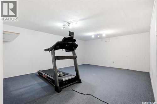 206 Willoughby Crescent, Saskatoon, SK 