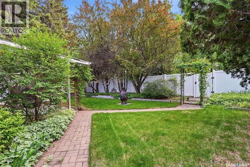206 Willoughby Crescent, Saskatoon, SK 