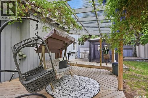 206 Willoughby Crescent, Saskatoon, SK 