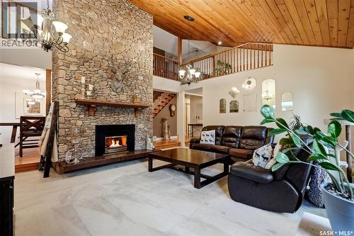 206 Willoughby Crescent, Saskatoon, SK 