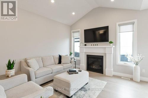 252 Renaissance Drive, St. Thomas, ON 